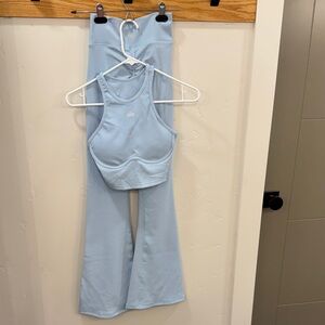 ALO Yoga Light Blue Leggings and Top Set